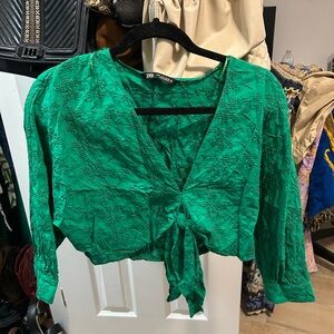 Zara Green 3/4 Sleeve Tie Front Crop Blouse